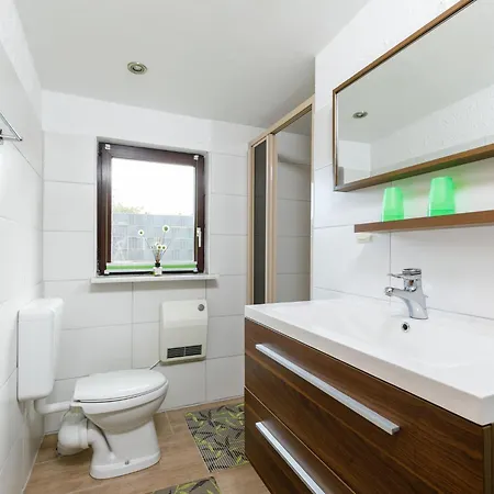 Ehmke By Interhome 度假居 Karlshagen